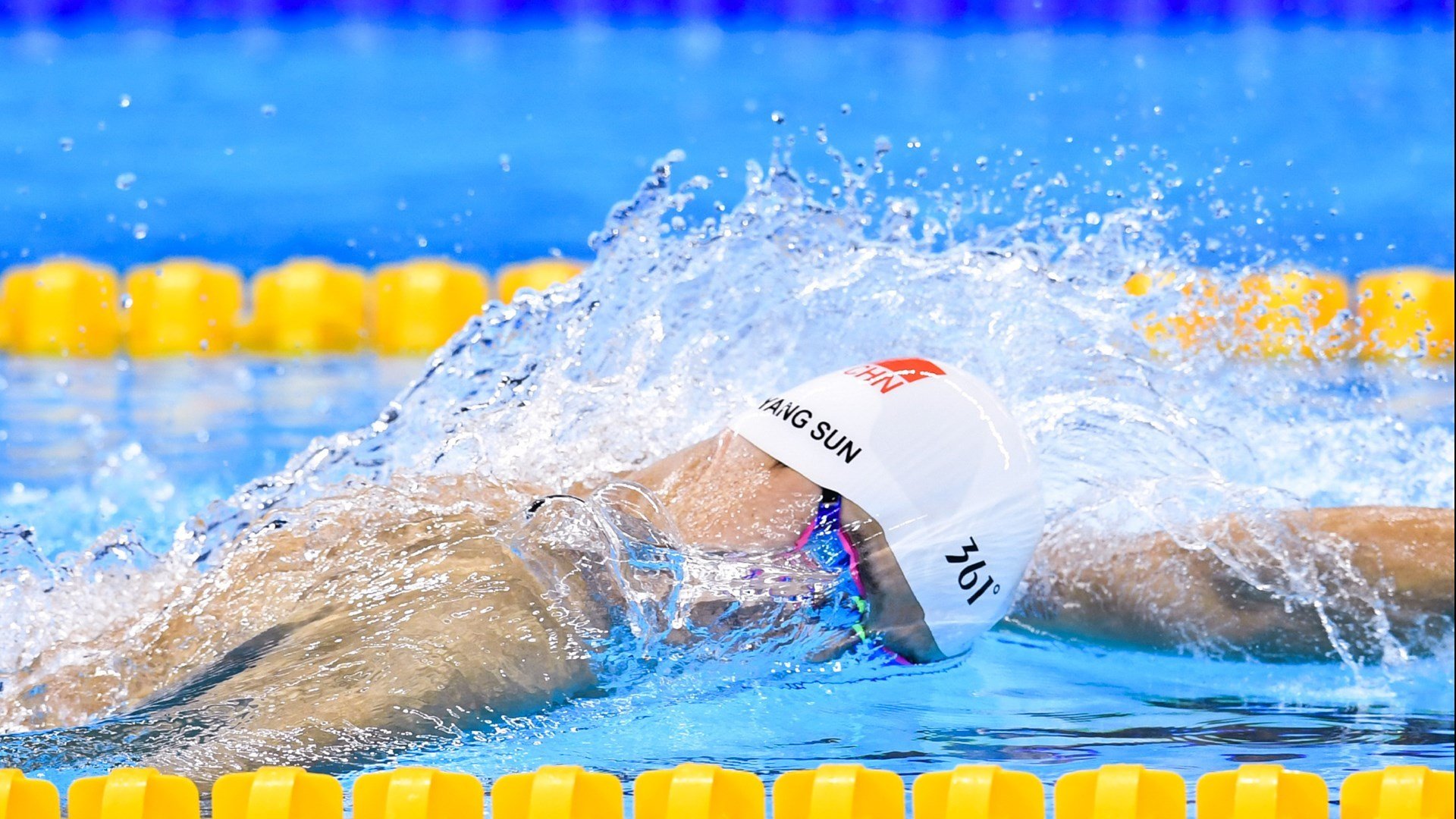 梅西复出首秀惊艳全场，迈阿密热火鏖战那不勒斯豪取45连胜